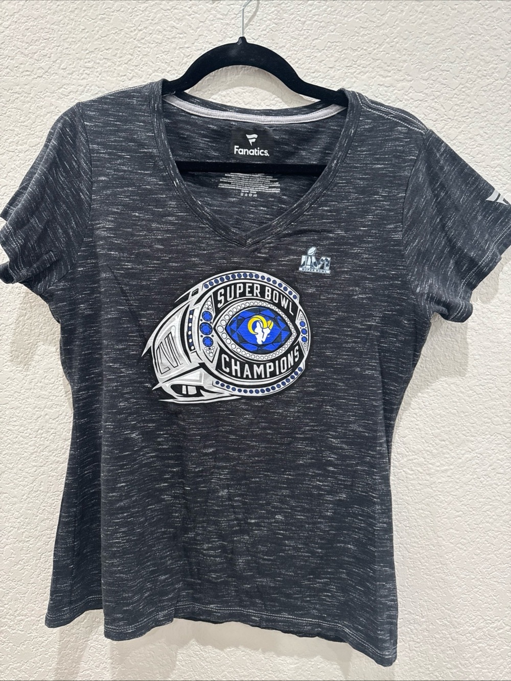 Los Angeles Rams Super Bowl 56 Champions Ring Shirt Women’s Large Gray Fanatics